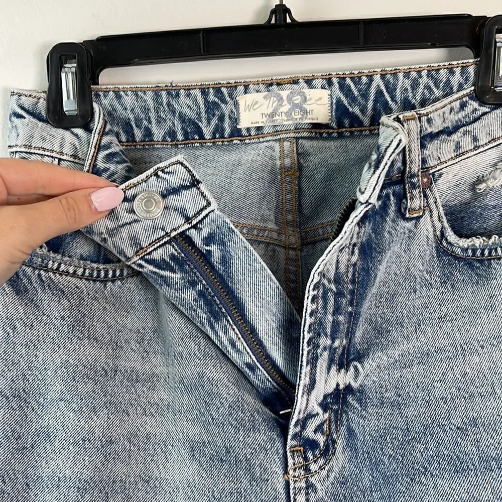 EUC “We The Free” Free People Destroyed Medium Acid Straight Leg Jeans Size  28 - Picture 10 of 13